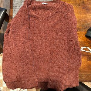 Orange reddish sweater